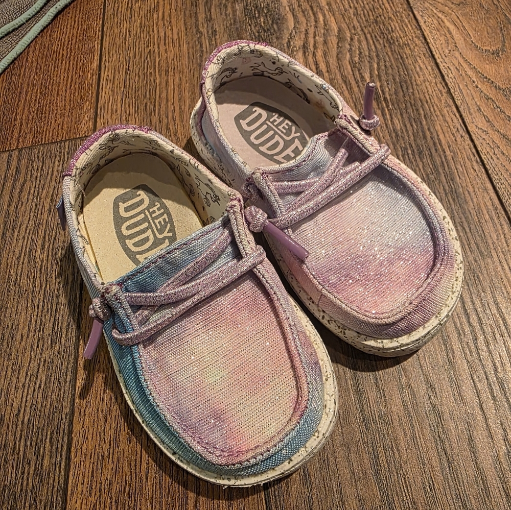 Hey Dude Kids' Gradient Moccasins - Pink and Blue